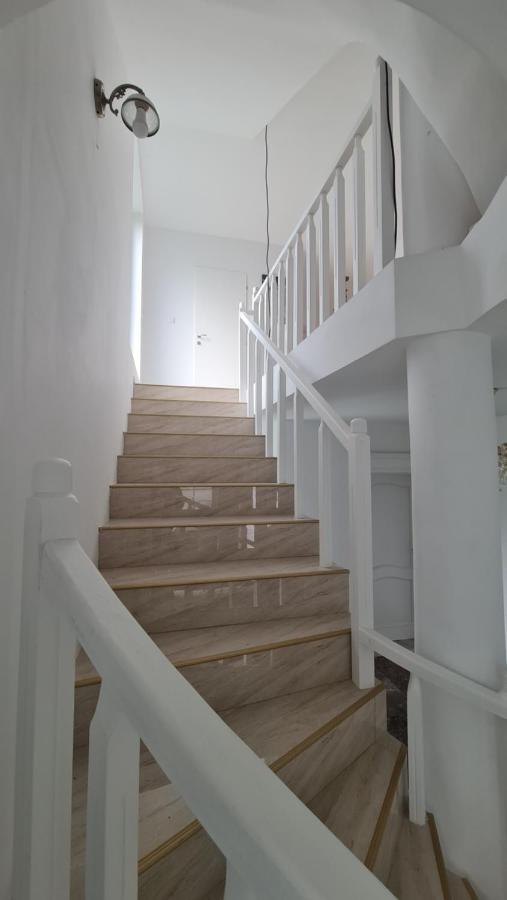 فندق Casa Anne Băile Herculane المظهر الخارجي الصورة