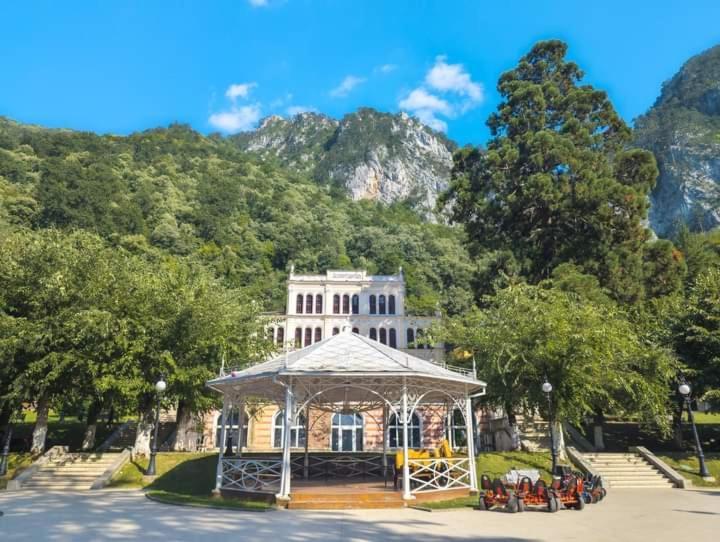 فندق Casa Anne Băile Herculane المظهر الخارجي الصورة